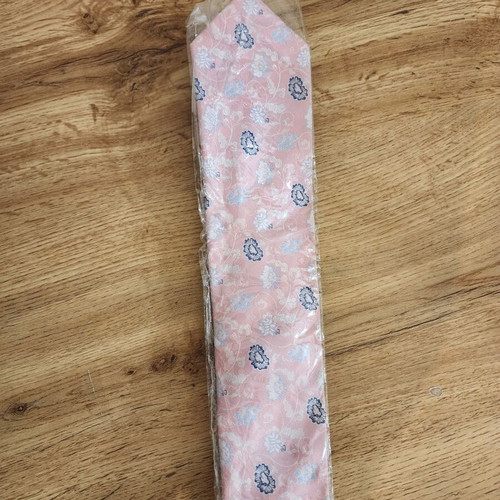 Pink patterned medallion silk tie by Boggi Milano new
