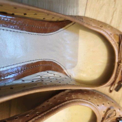 Rollini tan pumps, 9 cm heel, like new, leather