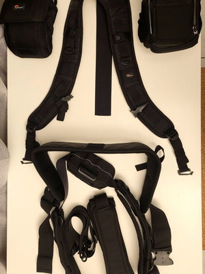 Lowepro S&F Set σαν καινούργιο με ζώνη, harness και θήκες φακών