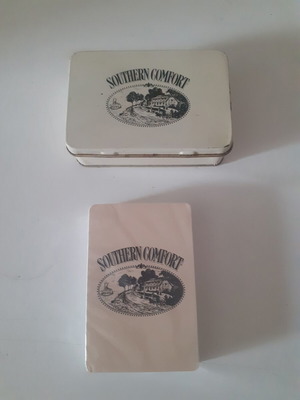 Τσιγκινη συσκευασία και τράπουλα Southern Comfort