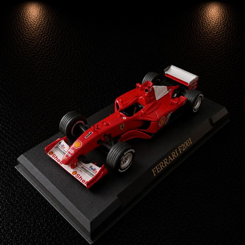 Ferrari F2001 1:43 scale model like new, Michael Schumacher F1
