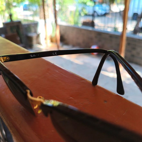 Ray-Ban Clubmaster Classic sunglasses like new, black and gold