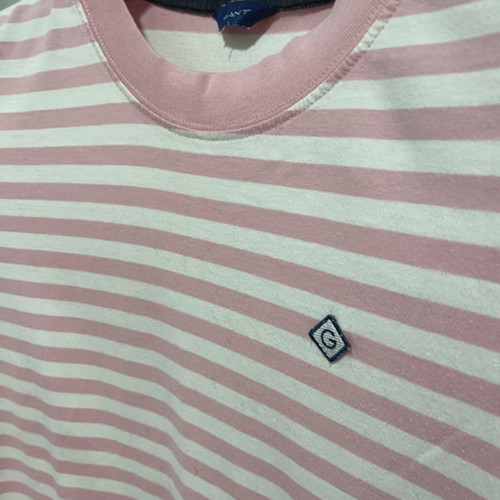 Gant T-shirt like new, size M, white and pink