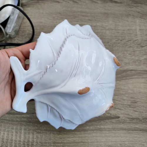 Ceramic decorative leaf-shaped container like new
