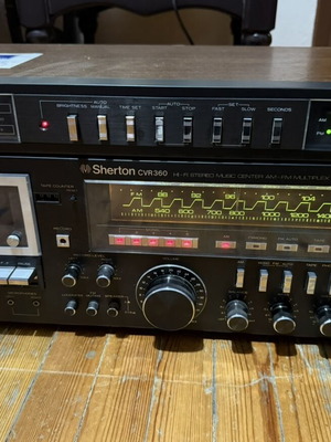 Sony Sherton Antique stereo system like new