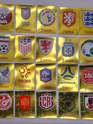 Lot Panini World Cup Qatar 2022 Team Badges 32 αυτοκόλλητα σαν καινούργια
