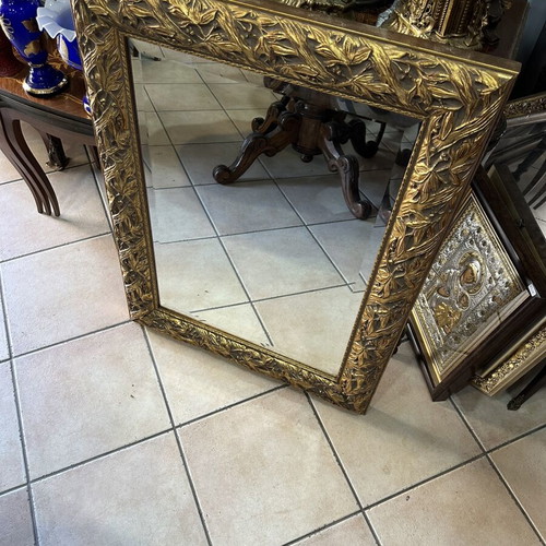 Square mirror with bijou glass used
