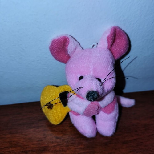 Small plush animals pack of 6 used, keychain size