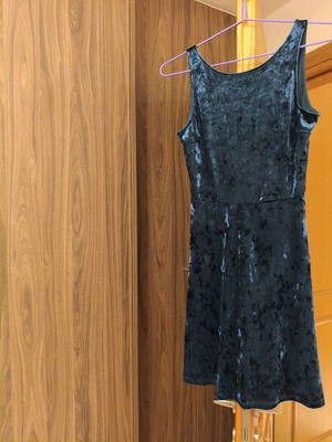 Cypress velvet dress H&M like new, size S