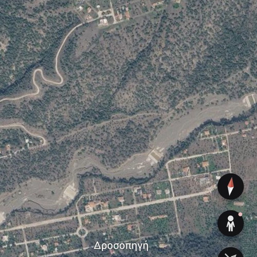 Land plot 310 m² in Loutraki-Perachora, Ano Charvati