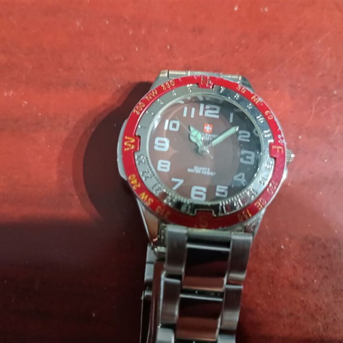 Swiss Army ανδρικό ρολόι κουαρζ καινούργιο με μεταλλικό μπρασελέ