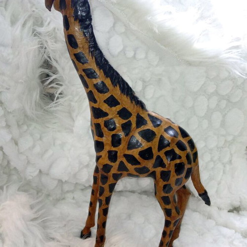 Vintage Handmade Giraffe with Leather Covering, Like New, Height 42cm