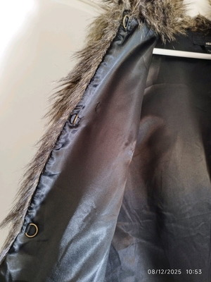 Αμάνικο γούνινο γιλέκο H&M σαν καινούργιο, καφέ μπεζ, μέγεθος 38