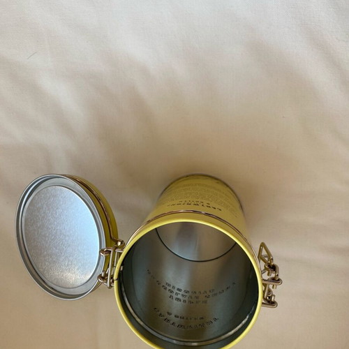 Tin box like new
