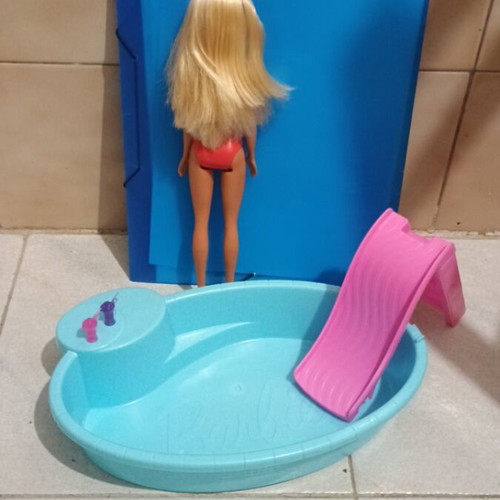 Barbie Exotic Pool like new