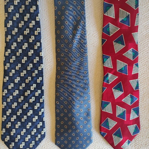 Silk ties like new, pack of 4 pieces