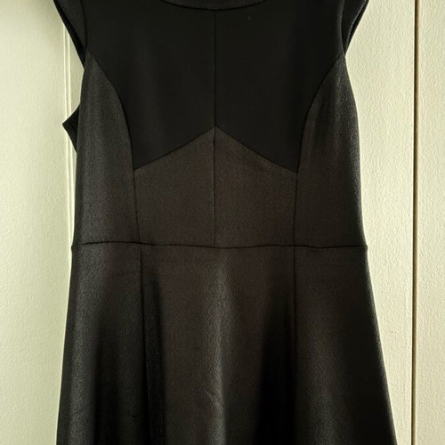 ALE dress size L black like new