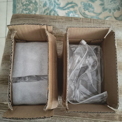 Acrylic case for booster box, brand new, pack of 2