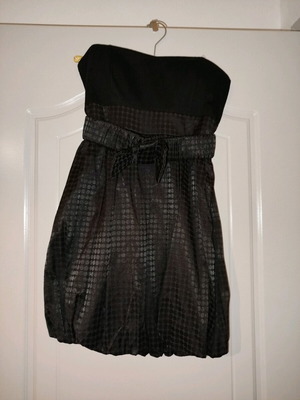 Black Balou dress with belt like new, size M