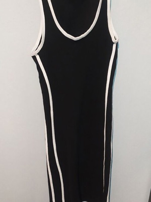 Black and white dress like new, one size