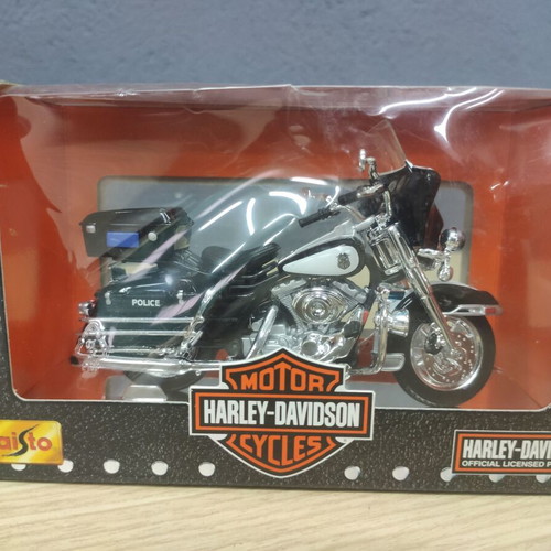 Maisto Harley-Davidson Electra Glide Police 1/18 scale model