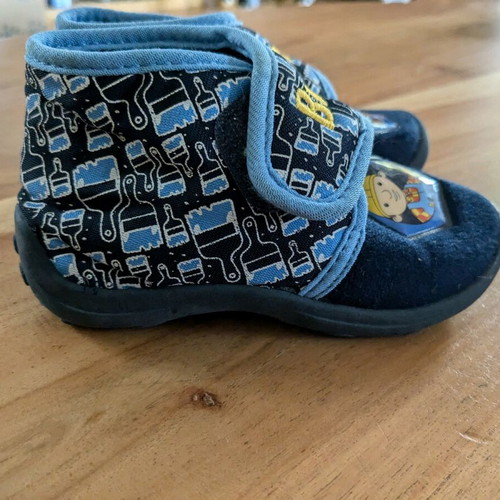 Bob der Baumeister slippers size 22 like new