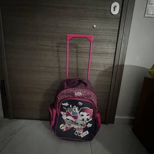 LOL Surprise School Trolley Bag for Primary School like new