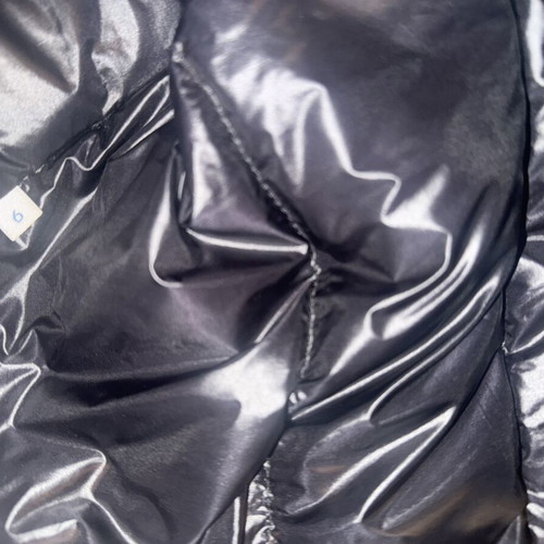 Moncler Gillet like new, black, size L