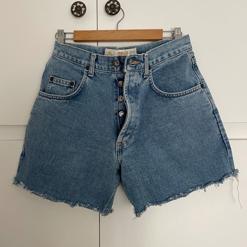 Lee vintage high-waisted shorts used, blue, waist length 37cm