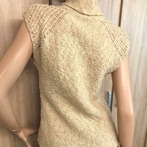 RANNIA Sleeveless Turtleneck Sweater used, size S, beige