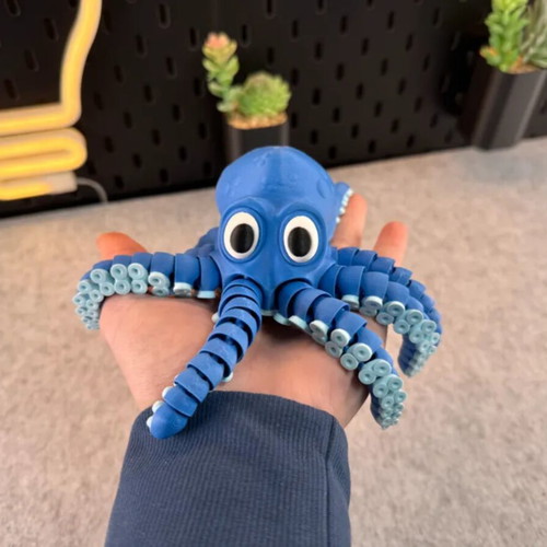 Articulated octopus toy, cute and flexible