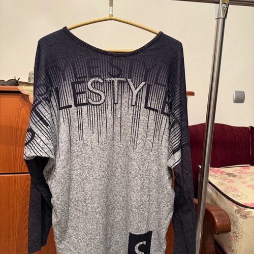 Blouse with front design new, black and gray