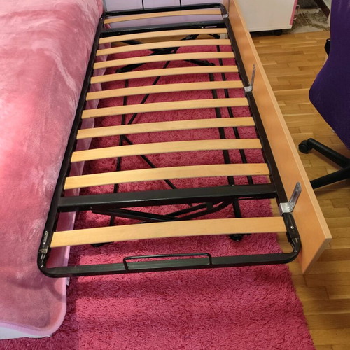 Single bed frame with folding mechanism to double bed