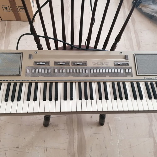 Casio Casiotone 610 keyboard used, fully functional