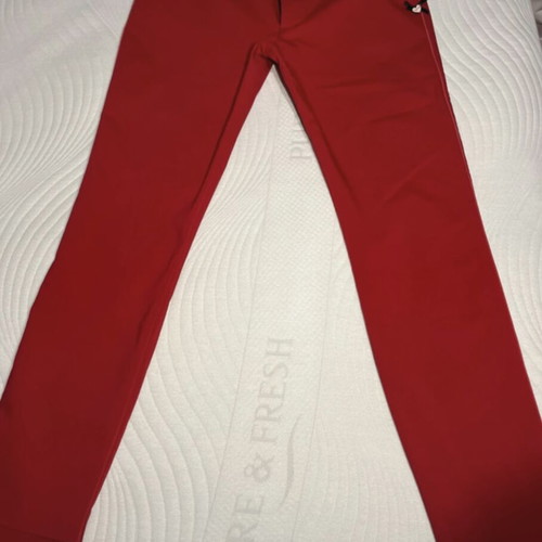Red Lynne pants size M like new