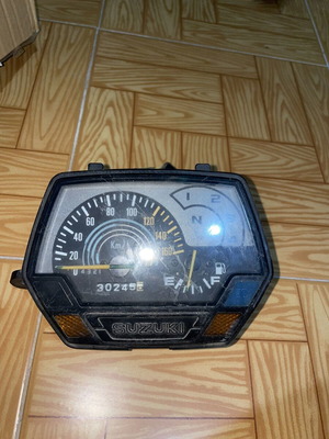 Suzuki Shogun 110 speedometer used, genuine