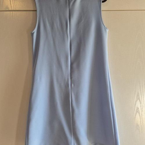 Boohoo dress like new with impressive embroidery, size M