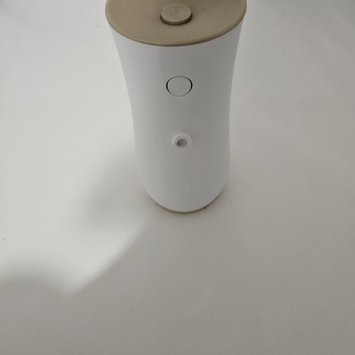 Automatic air freshener dispenser like new