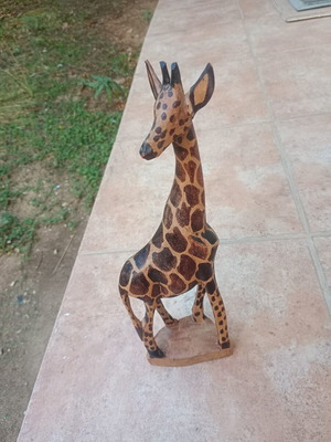 Vintage wooden giraffe figurine, 32 cm height