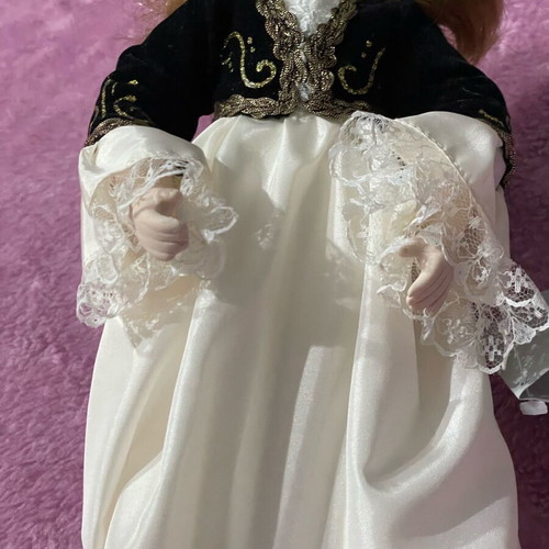 Porcelain doll Amalia collectible like new, made in Greece, 32cm