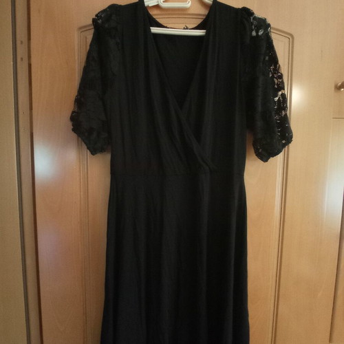 Women's dress medium to large, black, lace short sleeve, like new