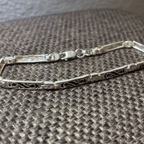Men's silver bracelet like new