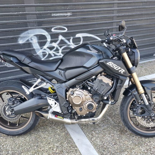Honda CB650R 2023 sport motorcycle, black, 12,300 km