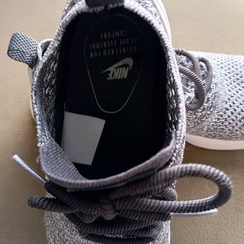 Nike women's athletic shoes used, size 38, gray and pink