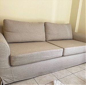 Εκρού τριθέσιος καναπές. Αφαιρούμενα καλύμματα,+ μαξιλάρια