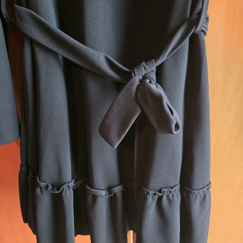Mini black dress like new with elastic belt