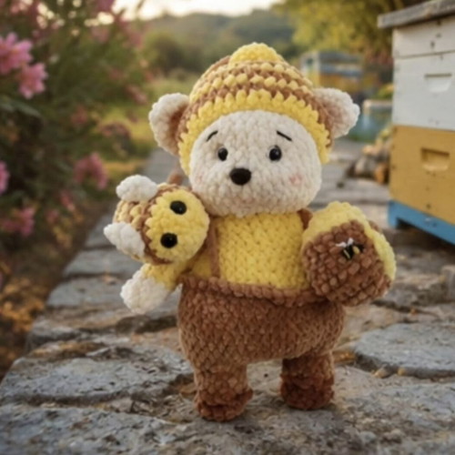 Beekeeper Teddy Bear knitted new