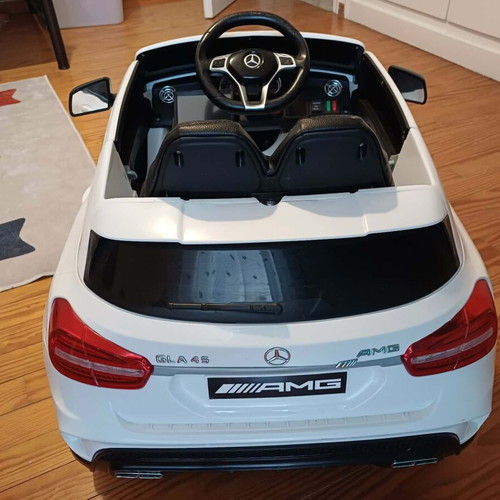 Mercedes electric ride-on car like new