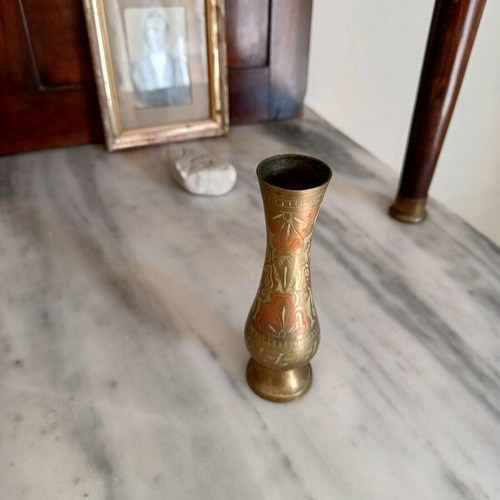 Engraved brass new, height 16 cm