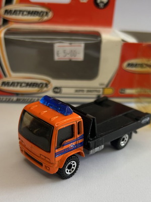 Matchbox 2000 No 14 Auto Shuttle like new